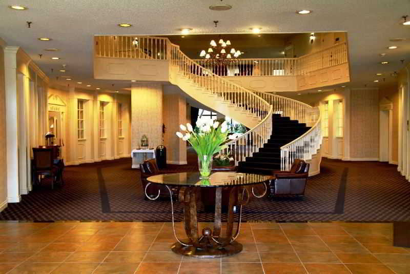 Delta Hotels By Marriott Helena Colonial Extérieur photo